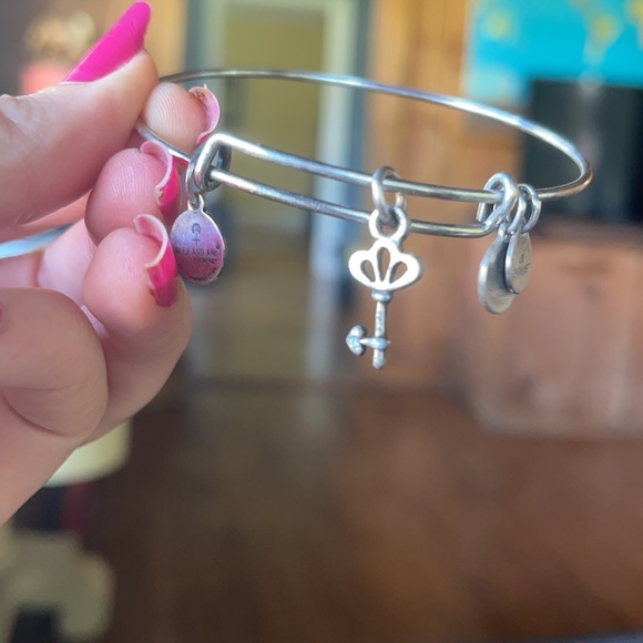 Set of 3 Alex & ani bracelets silver lock eternal - Picture 5 of 6